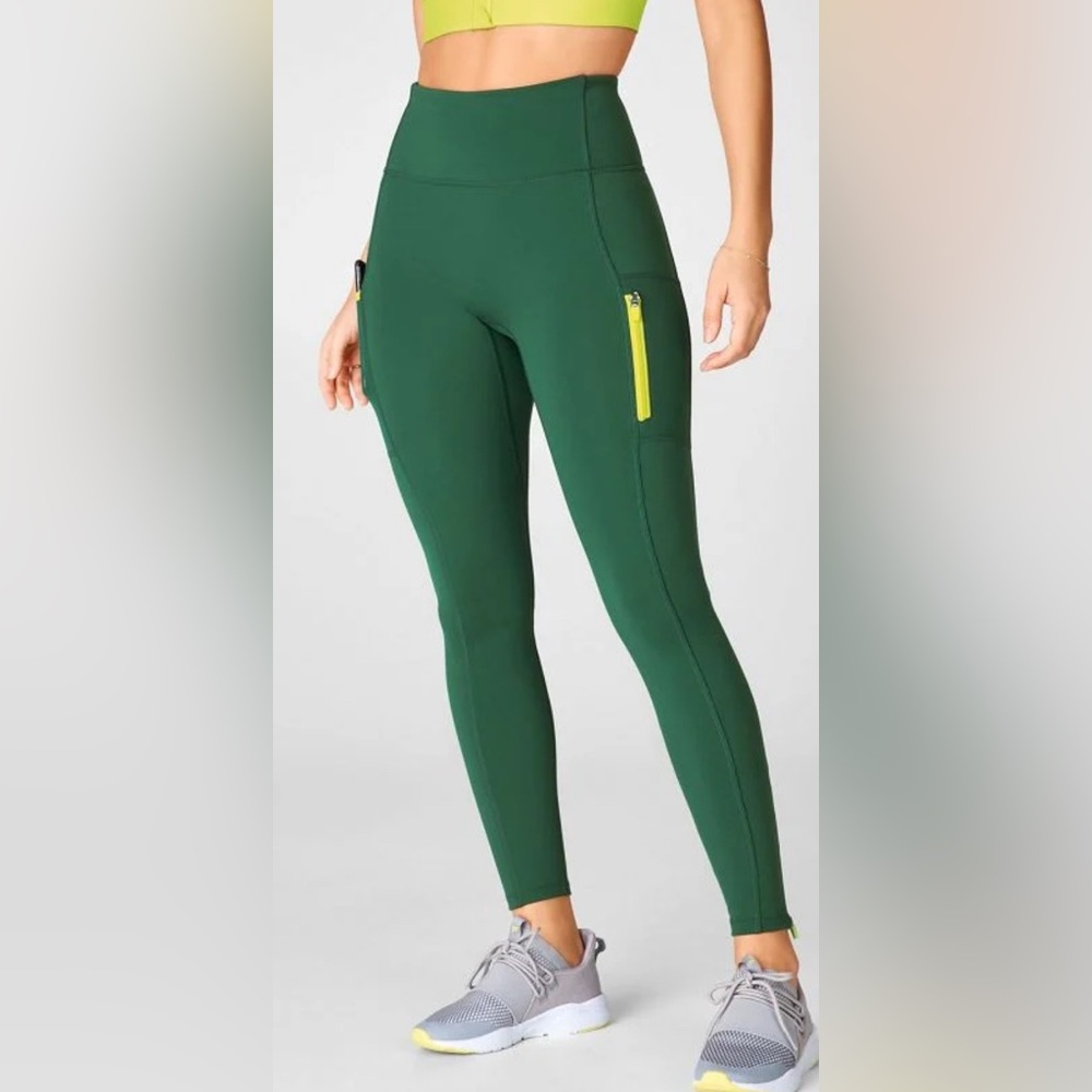 High-Waisted Green Leggings
